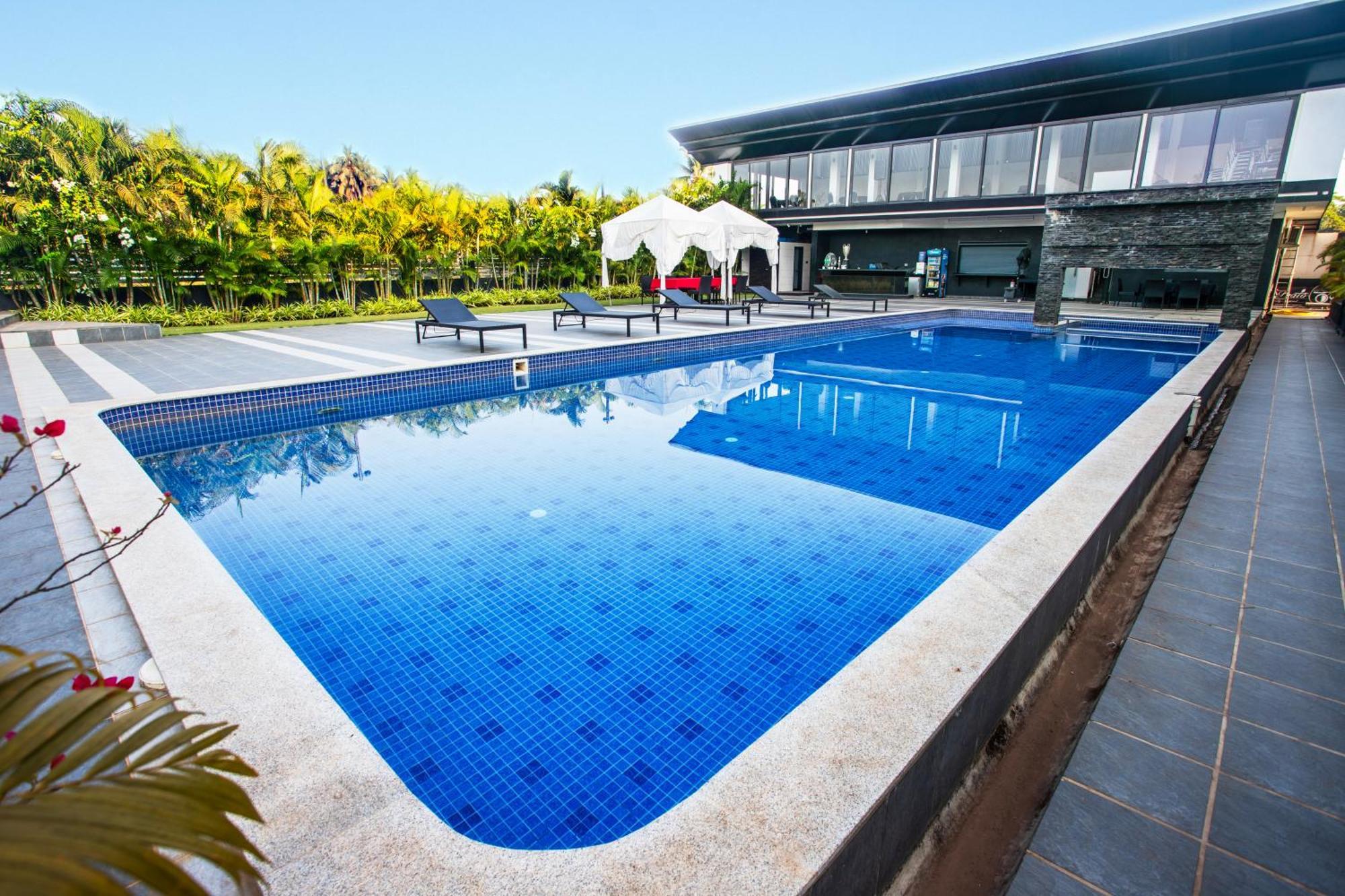 Crystal Village Hotel