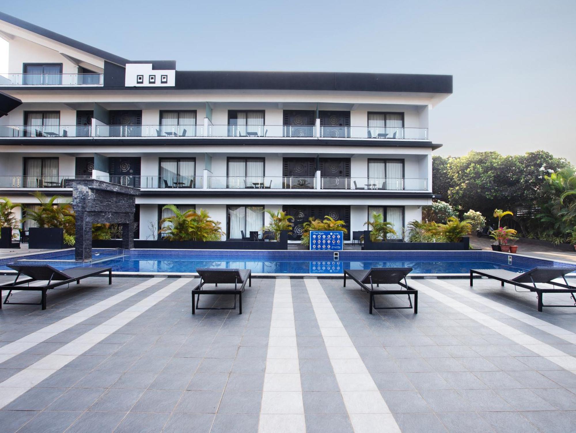 Crystal Village Hotel Nagoa