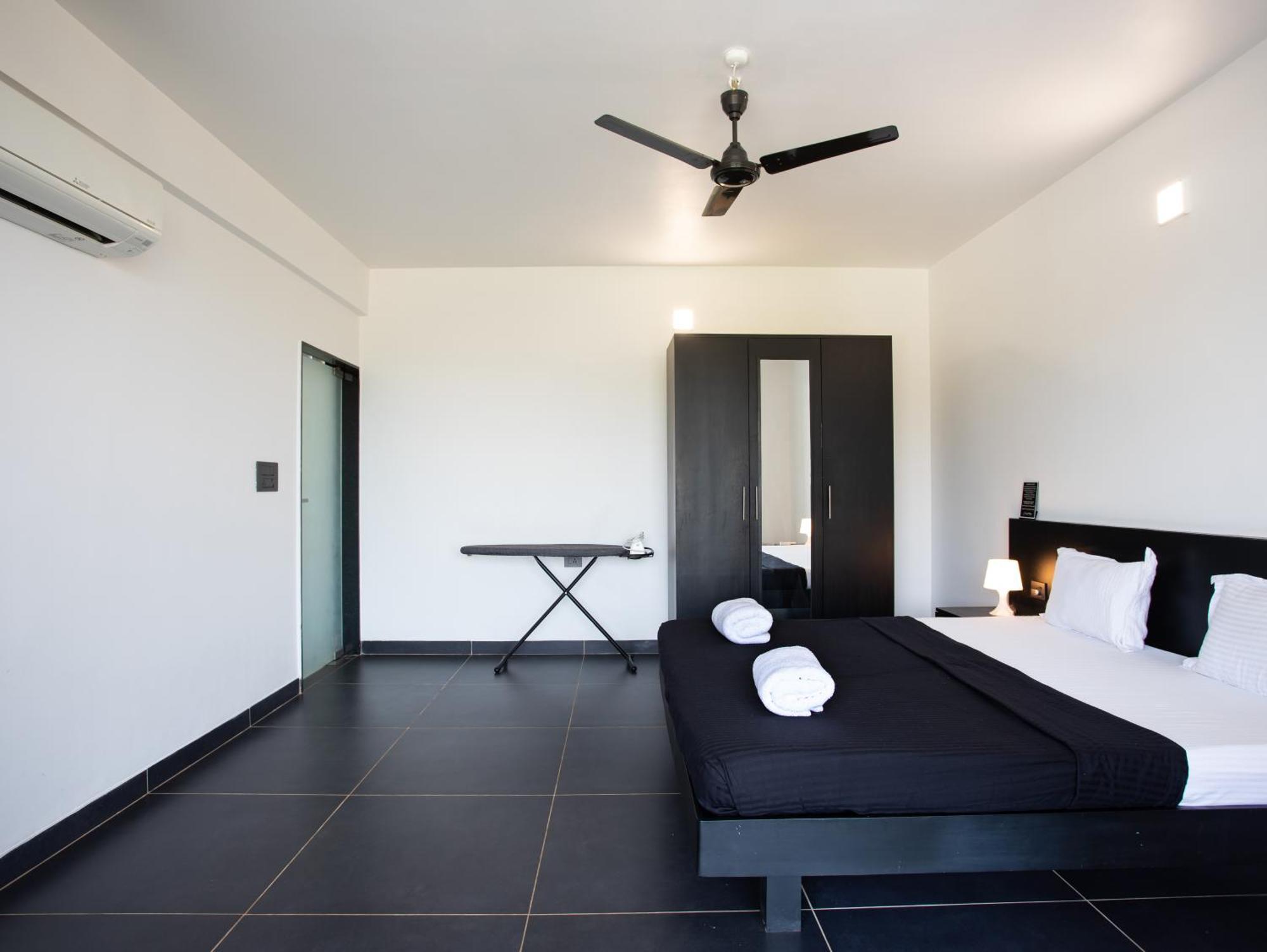 Crystal Village Hotel 4*